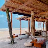 Apsara Beachfront Resort and Villa