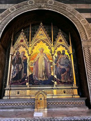 ⛪Pisa Baptistery – A Symphony of Stone and Sound⛪