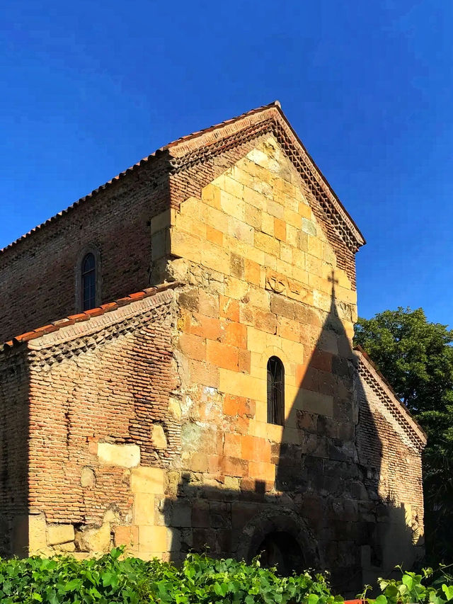 ⛪ Anchiskhati Basilica – Tbilisi’s Oldest Church