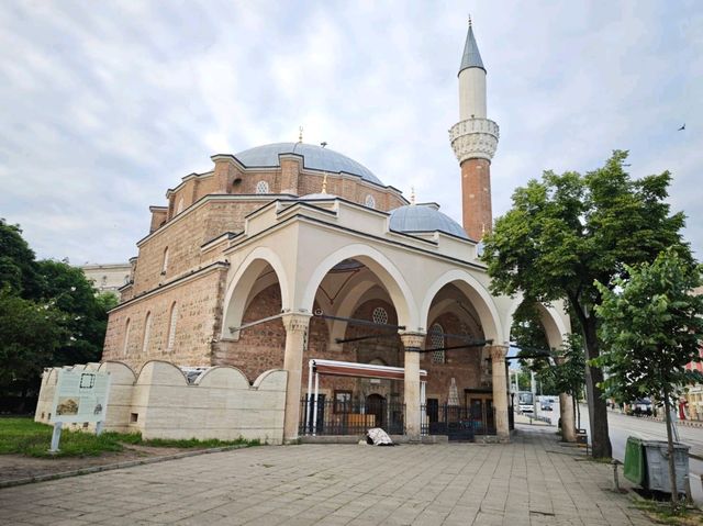 索菲亞目前唯一一座仍在使用的清真寺#班亞巴什清真寺 (Banya Bashi Mosque)-Sofia Bulgaria