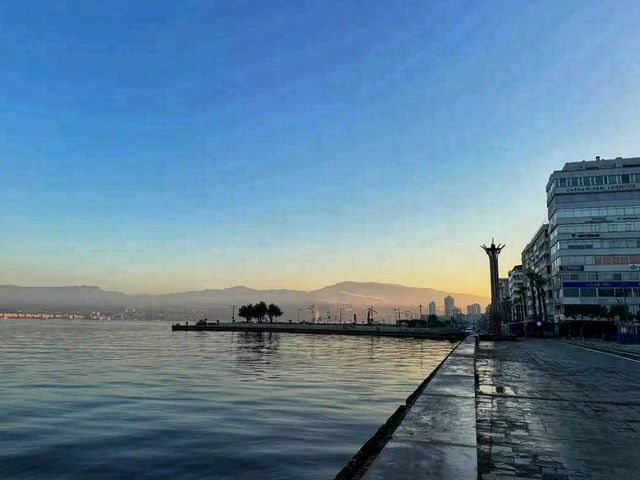 🌊 İzmir – A Coastal Gem of Turkey