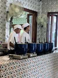 ร้านป้าขาว ขนมจีนเมืองคอน