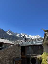 Yuhu Village : Stone Houses & Snow Mountain
