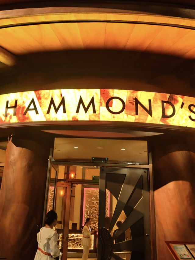 Where to Eat in Universal Studios Beijing? — Hammond’s Restaurant (Jurassic Park Area)