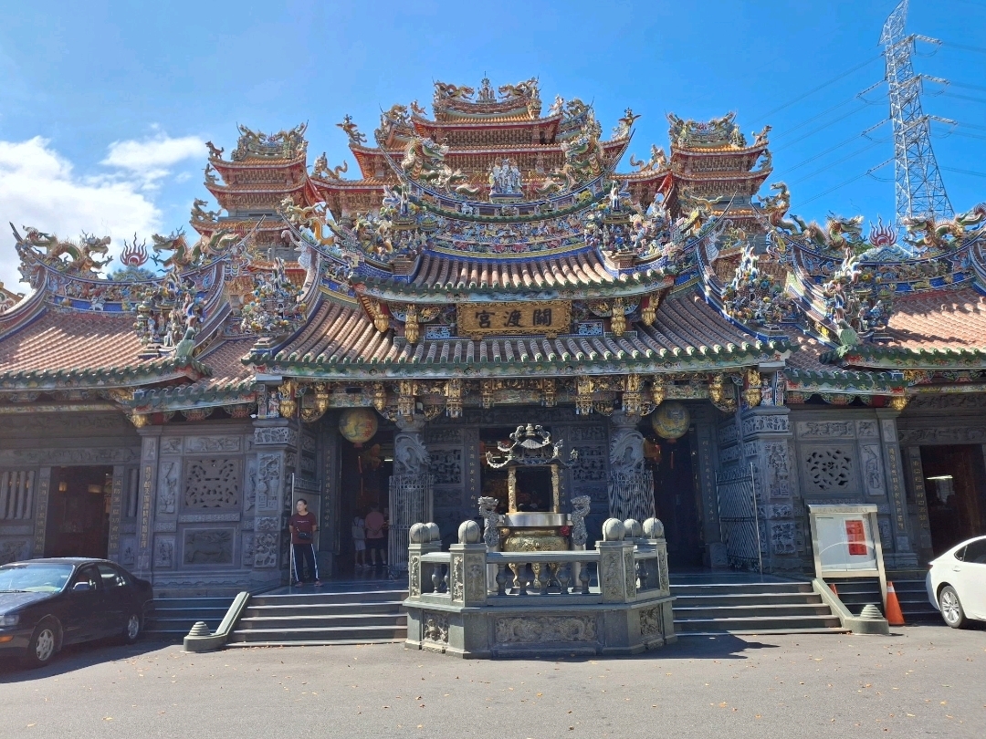 Guandu Temple, located in Beitou District, New Taipei City, Taiwan, is a historically significant temple dedicated to Mazu, the Goddess of the Sea. Established originally in 1712 by settlers from Fujian Province, China, the temple has evolved from a modest structure into a grand architectural landmark. It holds great cultural and religious importance as a center for worship and community activities over centuries. Guandu Temple played a crucial role during the Qing Dynasty as a hub for religious festivals and community decisions, and it symbolized Chinese cultural identity during the Japanese colonial period. In 1985, the temple was designated a national historic site, affirming its cultural value. Today, it continues to be a vital spiritual site and a bridge for cross-strait cultural exchanges between Taiwan and mainland China.
To reach Guandu Temple from Taipei Main Station, the most convenient way is by taking the Taipei Metro. From Taipei Main Station, take the Red Line to Shuanglian Station, then transfer to the MRT Taipei Metro Tamsui-Xinyi Line (Red Line) heading towards Tamsui and get off at Guandu Station. The journey takes around 39 minutes and costs about $1–2. From Guandu Station, it is about a 15-20 minute walk to the temple, or a short bus ride is available close by. Taxi rides are faster, around 14 minutes, but more expensive (about $13–17)
#Taipei  #taipeitravel #Newtaipeicity #guandu #beitou #beitoudistrict #discovertaipei #travelers #travel #TravelinTaiwan #travelintaipei #everyonefollowers #everyonehighlights #everyone #EVERYBODY #viralreelschallenge #viralpost #viralpost2025 #trendingvideos #trendingnow #Taiwan #Formosa #trendingreel #viralvideochallenge #fvpシviral #fvpシ #guandutemplebeauty #guandutemple                 