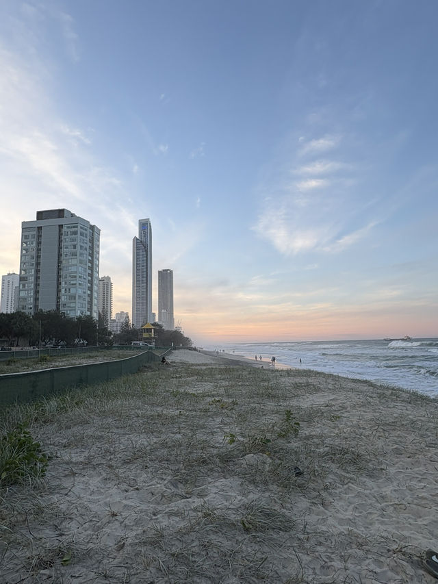 Australia’s Dreamy Adventures: Gold Coast Thrills & Melbourne Views 🏖️🌆