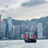 “จิมซาจุ่ย – อ่าววิกตอเรีย” ฮ่องกง