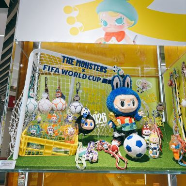 POPMART 「THE MONSTERS × FIFA」 | Trip.com 上海