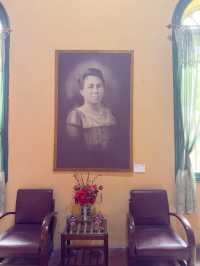 Medan 3-Day Photography Journey: Royal Palace, Street Life, Local Parks, Durian Tasting