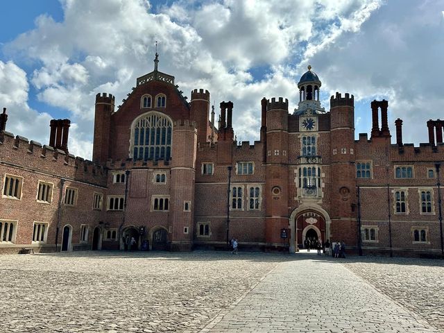 Hampton Court Palace 🇬🇧