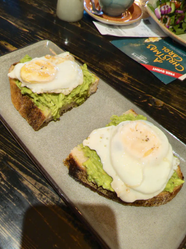 Rising Café