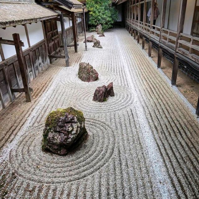 《金剛峯寺》⛩️歷史悠久的真言宗總本山寺院⛩️