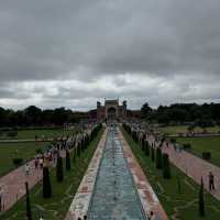 The Taj Mahal on a Cloudy Day