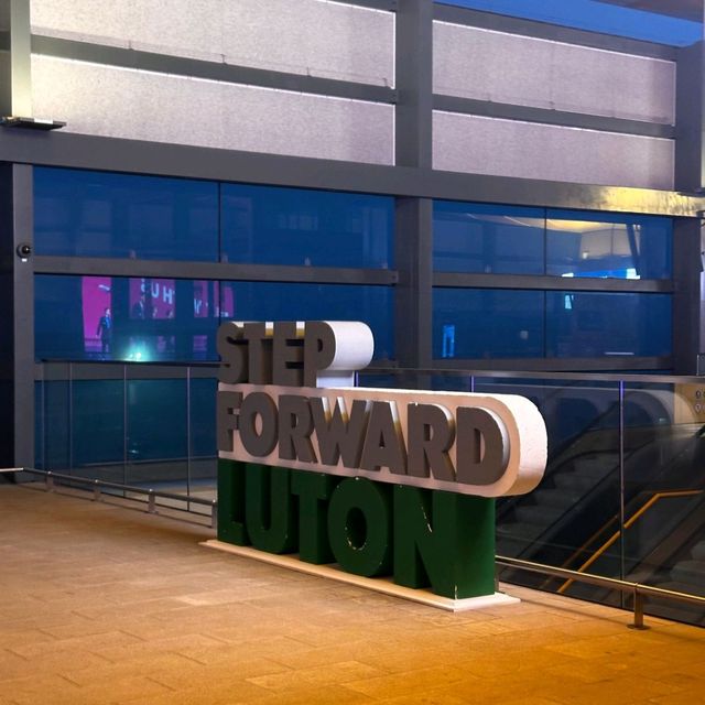 Dart your way to the Luton airport in no time!