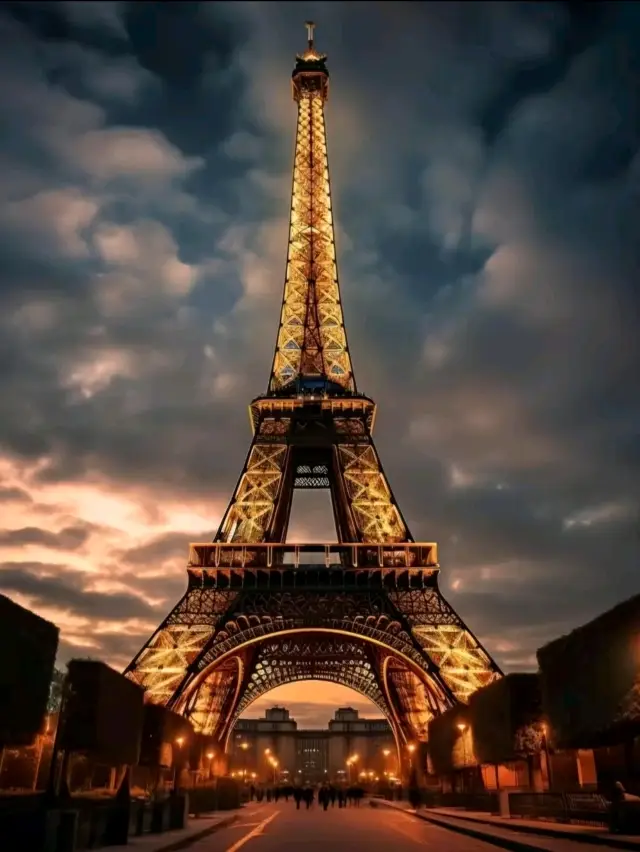 The Eiffel Tower: An Iconic Symbol of Paris