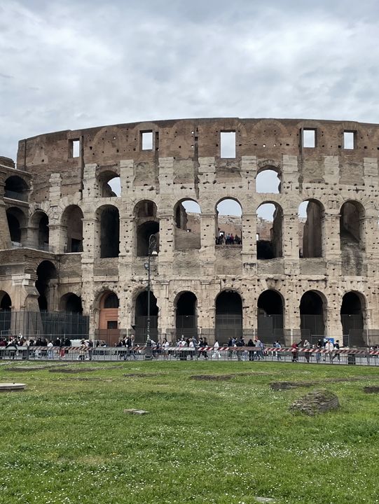 La Dolce Vita: Exploring Naples, Rome & Milan in Style!