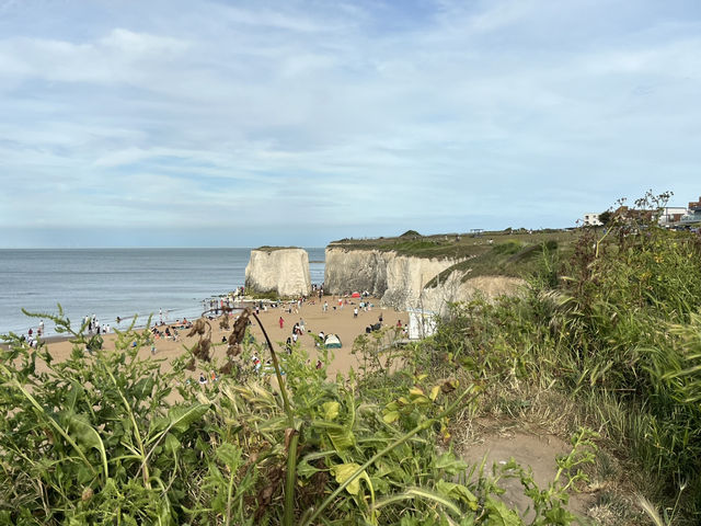 Sea, sand and Charles Dickens - Broadstairs day trip from London 