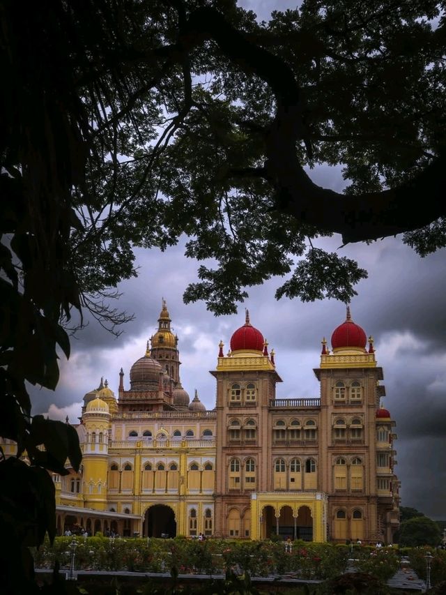 👑 Mysore Palace – Crown Jewel of Karnataka’s Regal Past