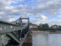 Budget Budget Budget Frankfurt Trip – Trust