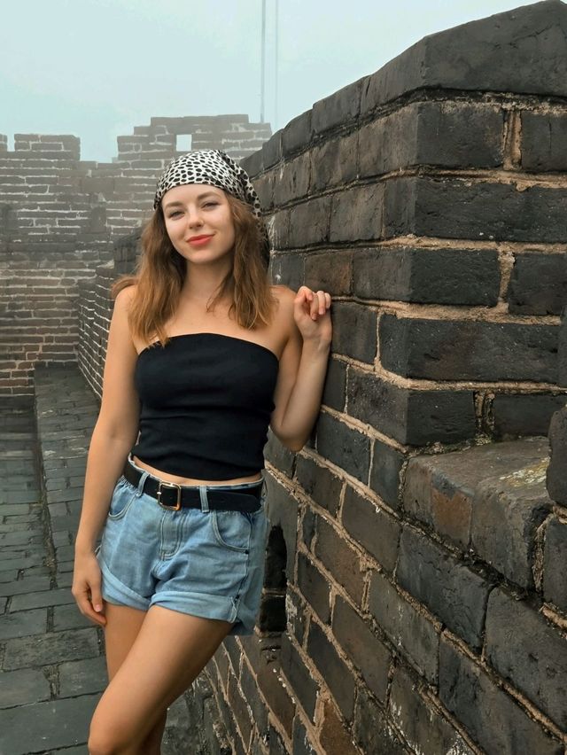 My Foggy Adventure at the Mutianyu Great Wall 🏯🌫️