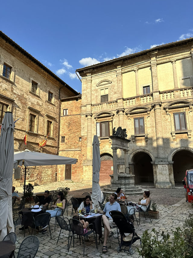 Wander Through Tuscan Charm: Montepulciano Review 