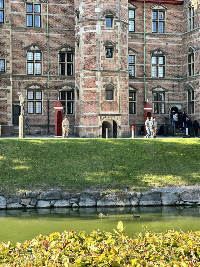Copenhagen Trip: Walking around the Fairytale Royal Garden!