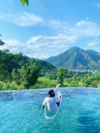 ♨️ Hotsprings  🏊‍♂️ Infinity pools & Resorts