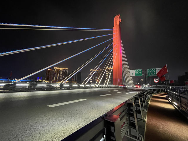 夜遊宜昌至喜長江大橋