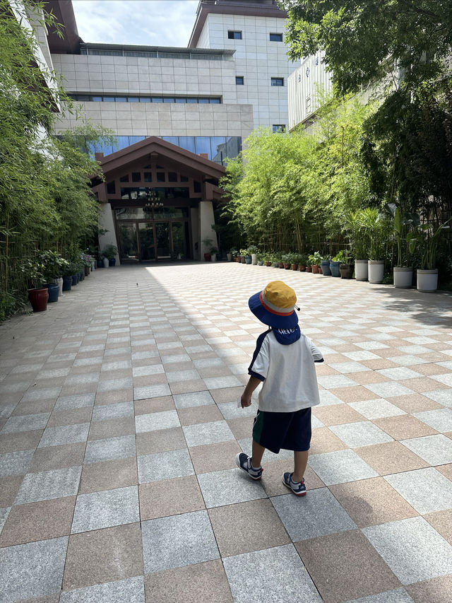 西安周邊遛孩子，這個夏天玩水準備交給太白了