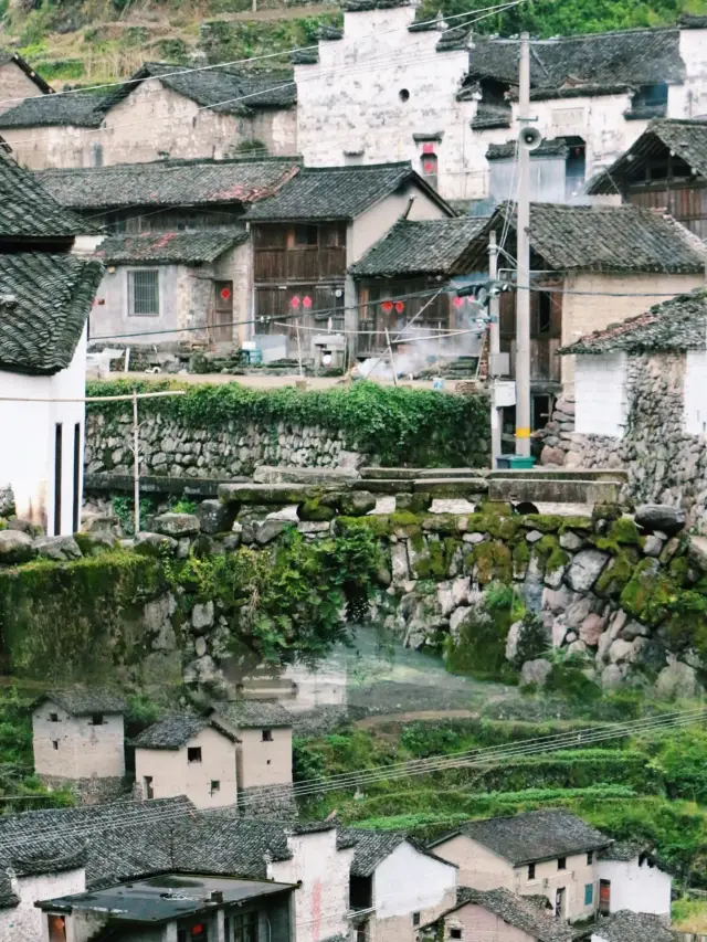 How beautiful is the secluded ancient village written into 'The History of Chinese Architecture' by Liang Sicheng!!