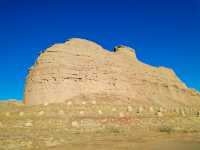 沙漠中的奇觀：探索烏爾禾風城，新疆魔鬼城之旅