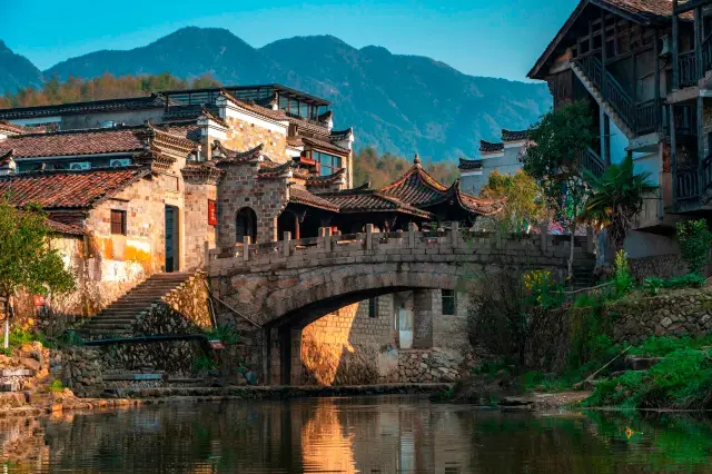 Zhejiang's only free 5A ancient town, don't just go to the crowded Wuzhen! Bai Juyi's crazy confession