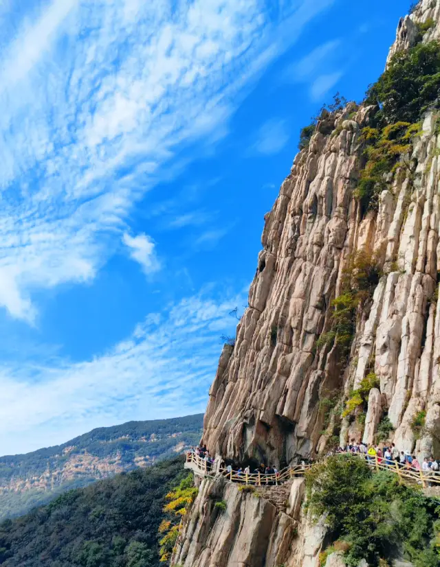 Visit the Shaolin Temple in Mount Song, Henan, to explore the origins of kung fu and experience the culture of Zen Buddhism