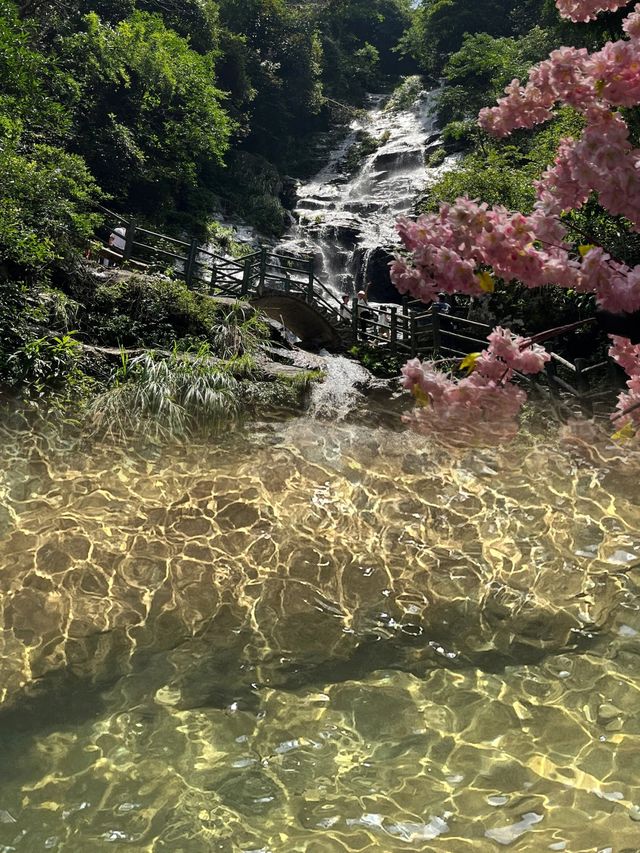 夏日清涼探險！ 長沙週邊遊必去：週洛大峽谷攻略