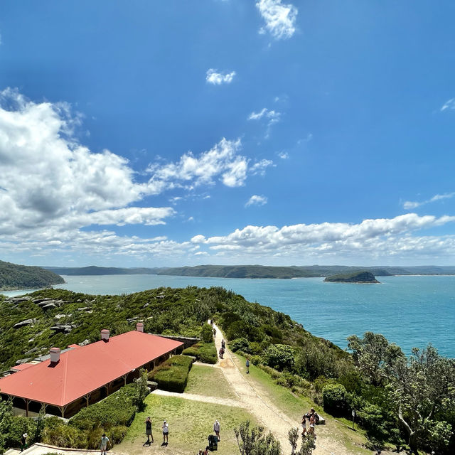 Barrenjoey Lighthouse at Palm Beach 