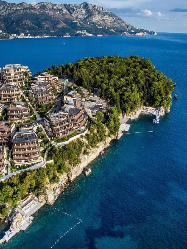 🌟 Budva Bliss: Dukley Hotel & Resort Gems 💎