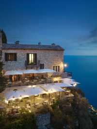 🏰✨ Enchanting Eze Escapes: Chateau Eza Magic! ✨🏰