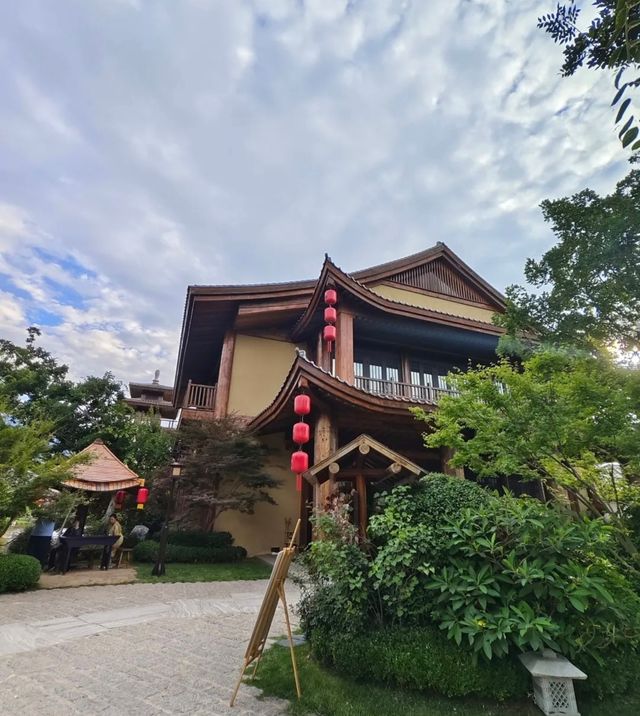 太白山下的唐鎮，五步一景的免費景區