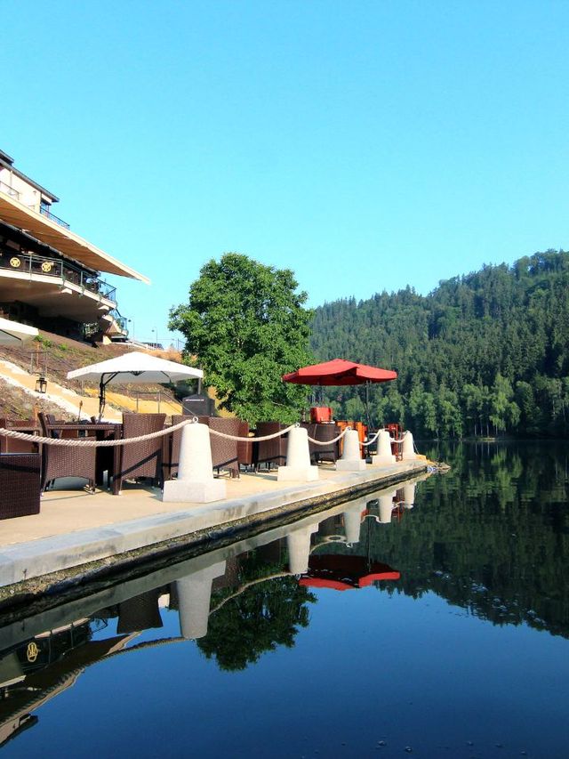 🏰✨ Karlovy Vary's Classic Charm: Riverside Resort Review 🌟