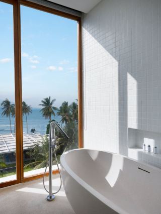 🌟 Banyuwangi Bliss: Dialoog Hotel's Coastal Charm 🌊