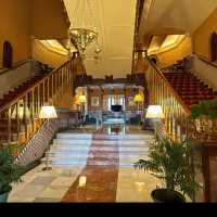 Catch sunsets at Alhambra Palace 