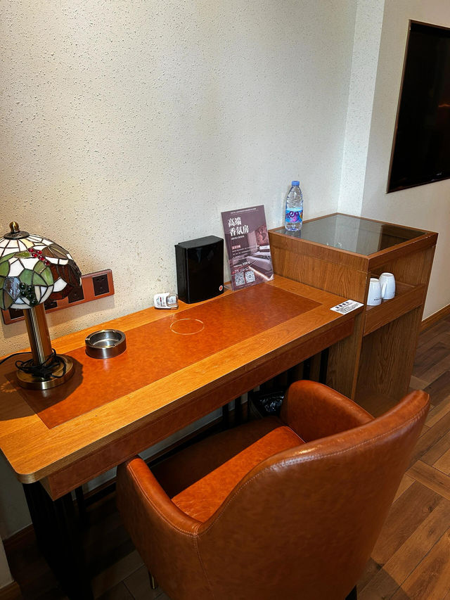 清遠喆·啡酒店。