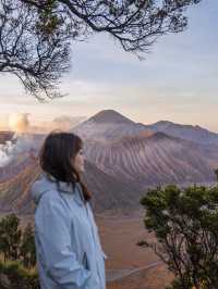 拍到孤獨星球封面｜印尼 Bromo 火山。