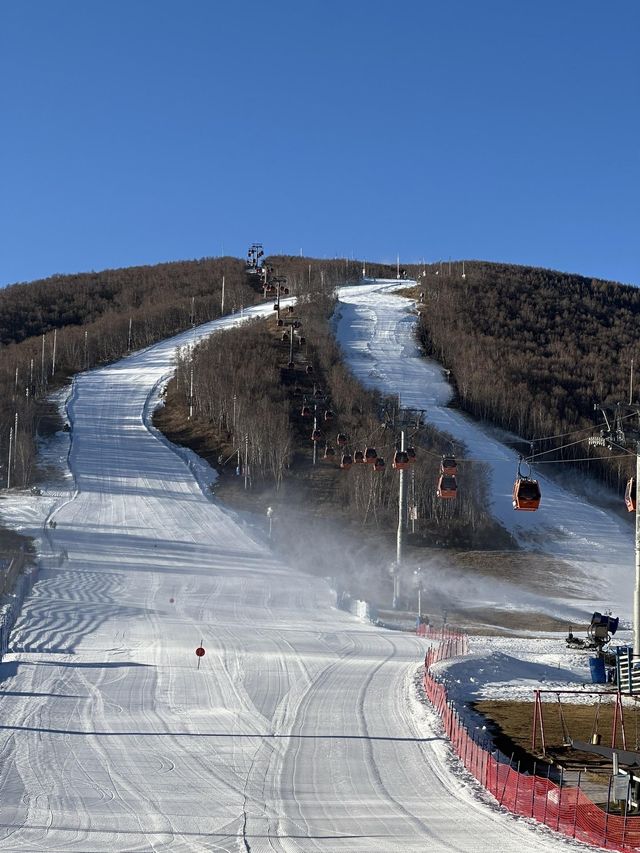 太舞小鎮滑雪實用攻略來雪場跳華爾滋。
