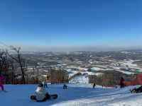 長春廟香山雪場，不愧奧地利小廟的稱號。