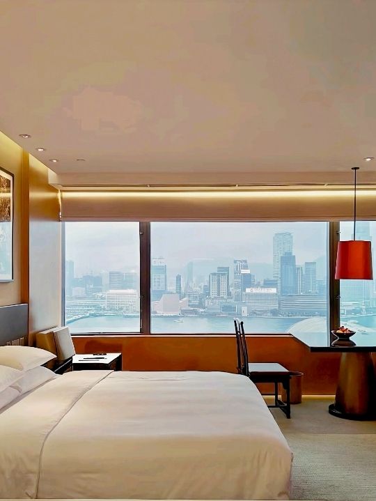 香港君悅酒店：親子度假首選，奢華海景放鬆時光