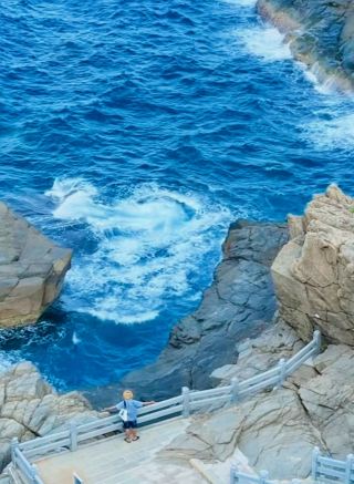 I thought Sanya was already stunning, until I discovered this little gem...