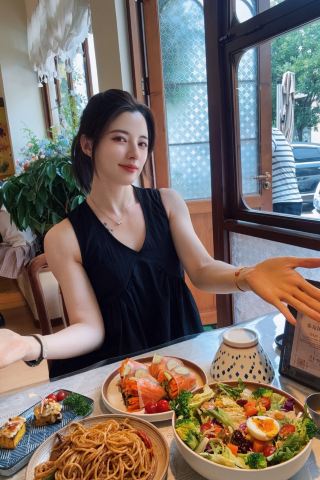 아아아! 사진 찍기 너무 좋고 정교한 분위기의 작은 음식점을 발견했어요!
