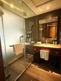 Affordable 5 stars hotel in Shanghai ⭐️⭐️⭐️⭐️⭐️