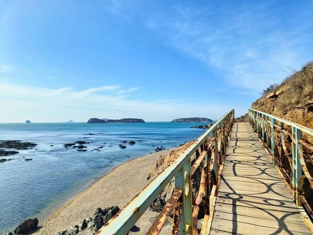 大連秀月灣：藏在濱海路的果凍海秘境，本地人私藏的浪漫頂流